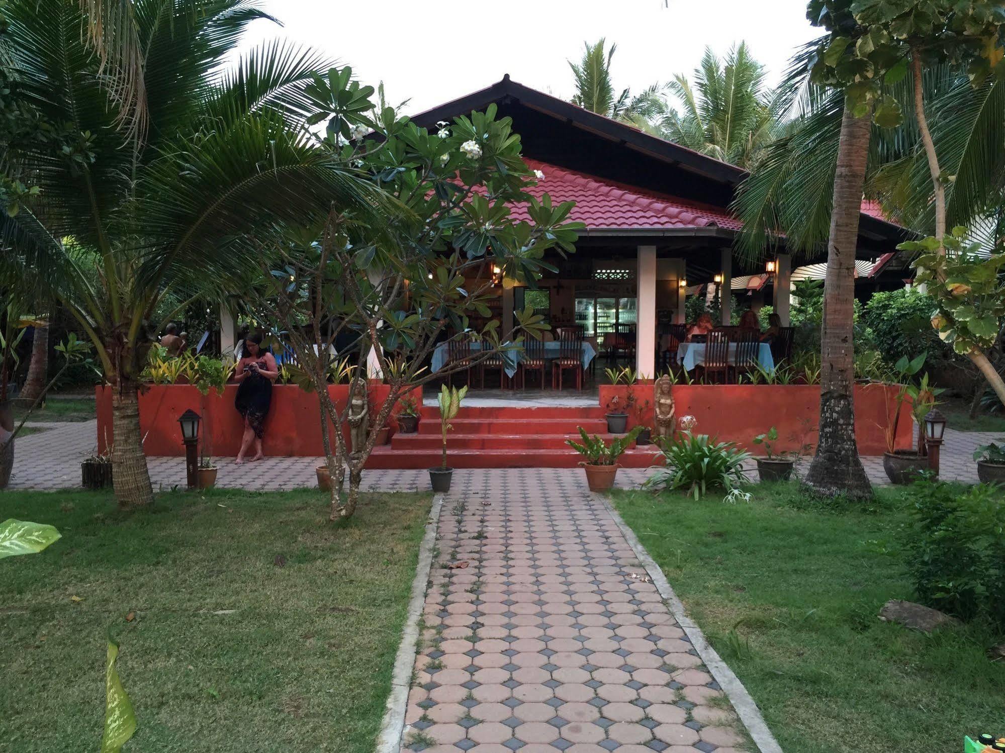 Resort Noble House
