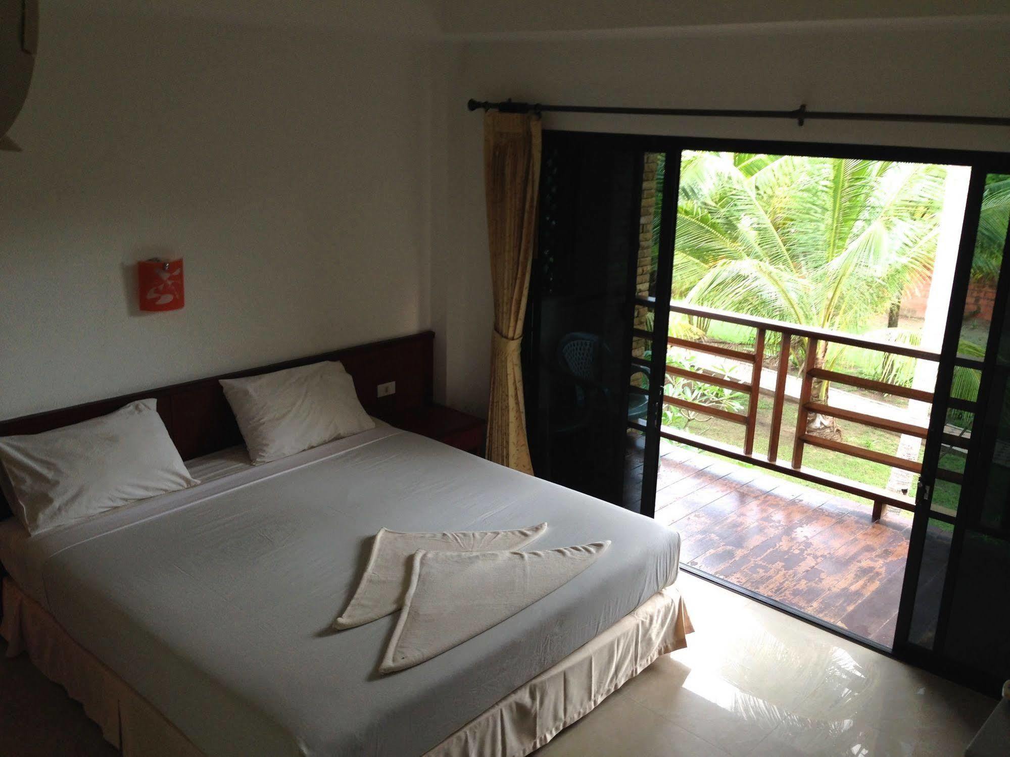 Noble House Resort