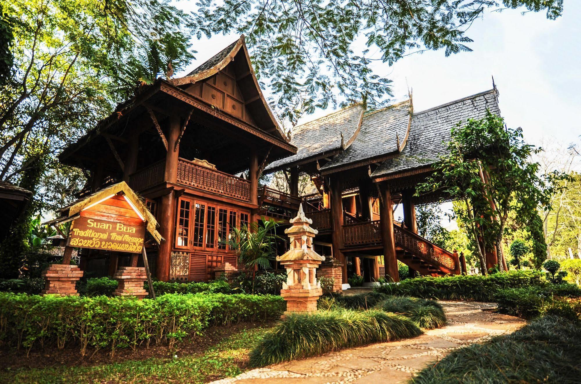 Resort Suan Bua &