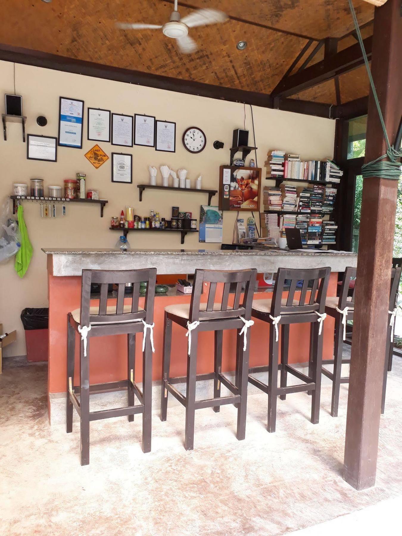 Hotel Ampha Place