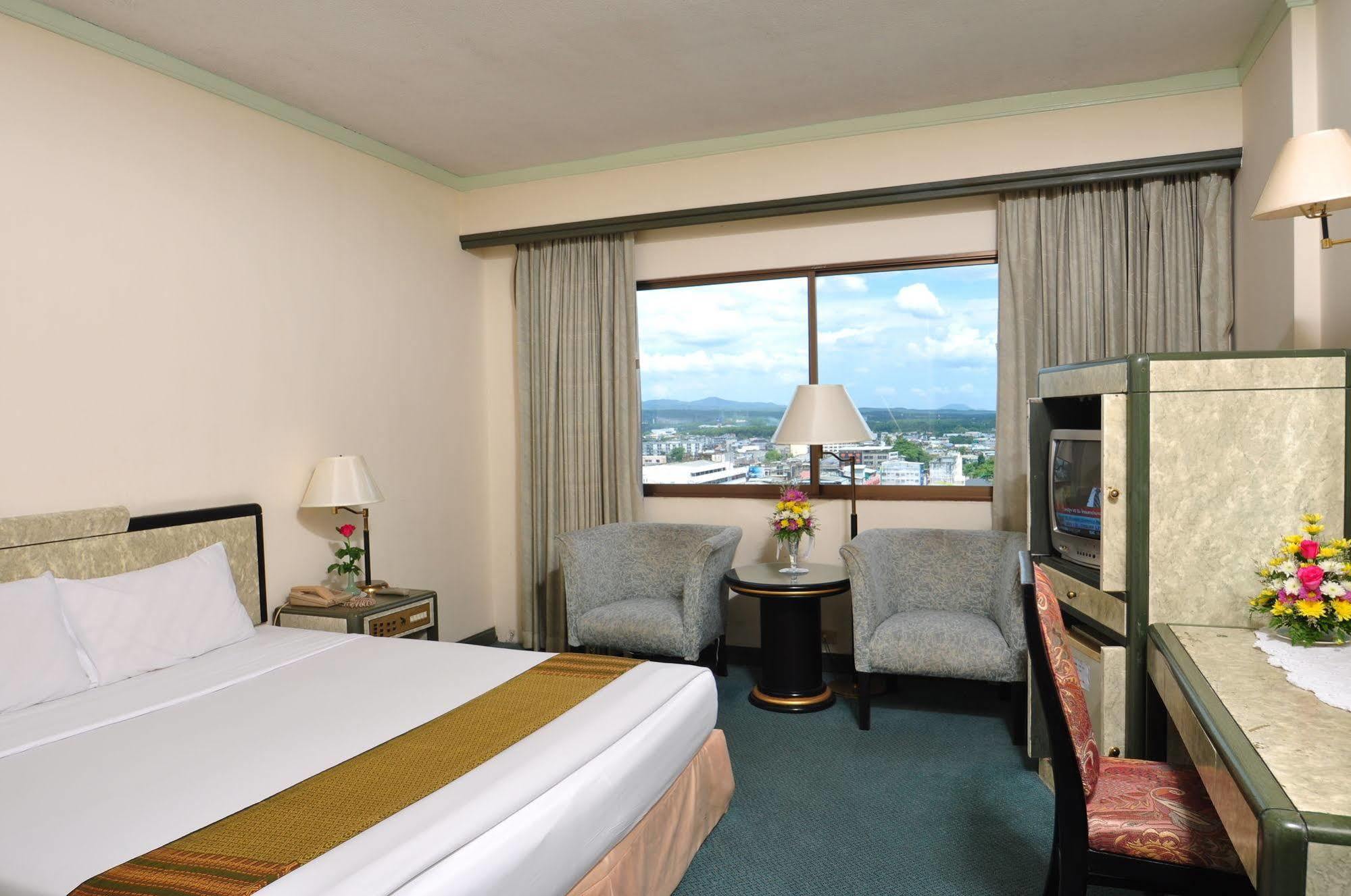 Bp Grand Tower