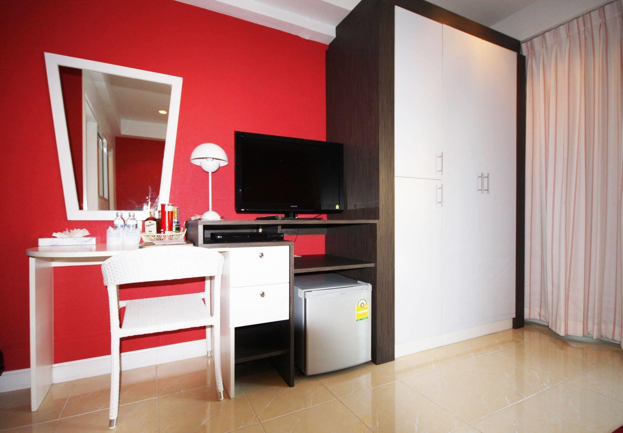 Access Hotel