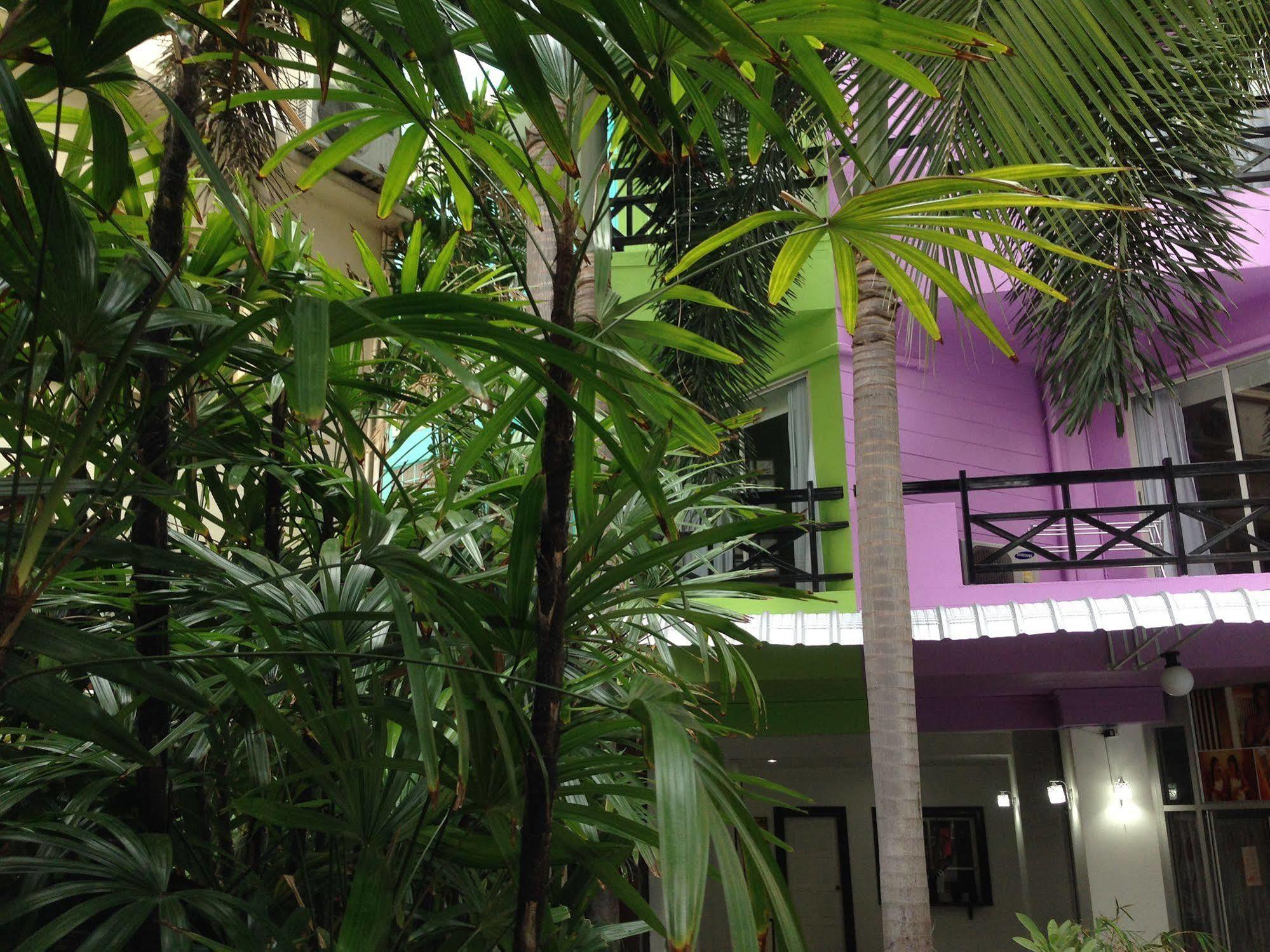 Hotel Yj 3*