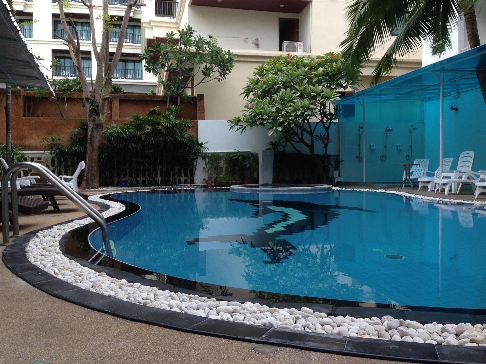 Hotel Yj 3*