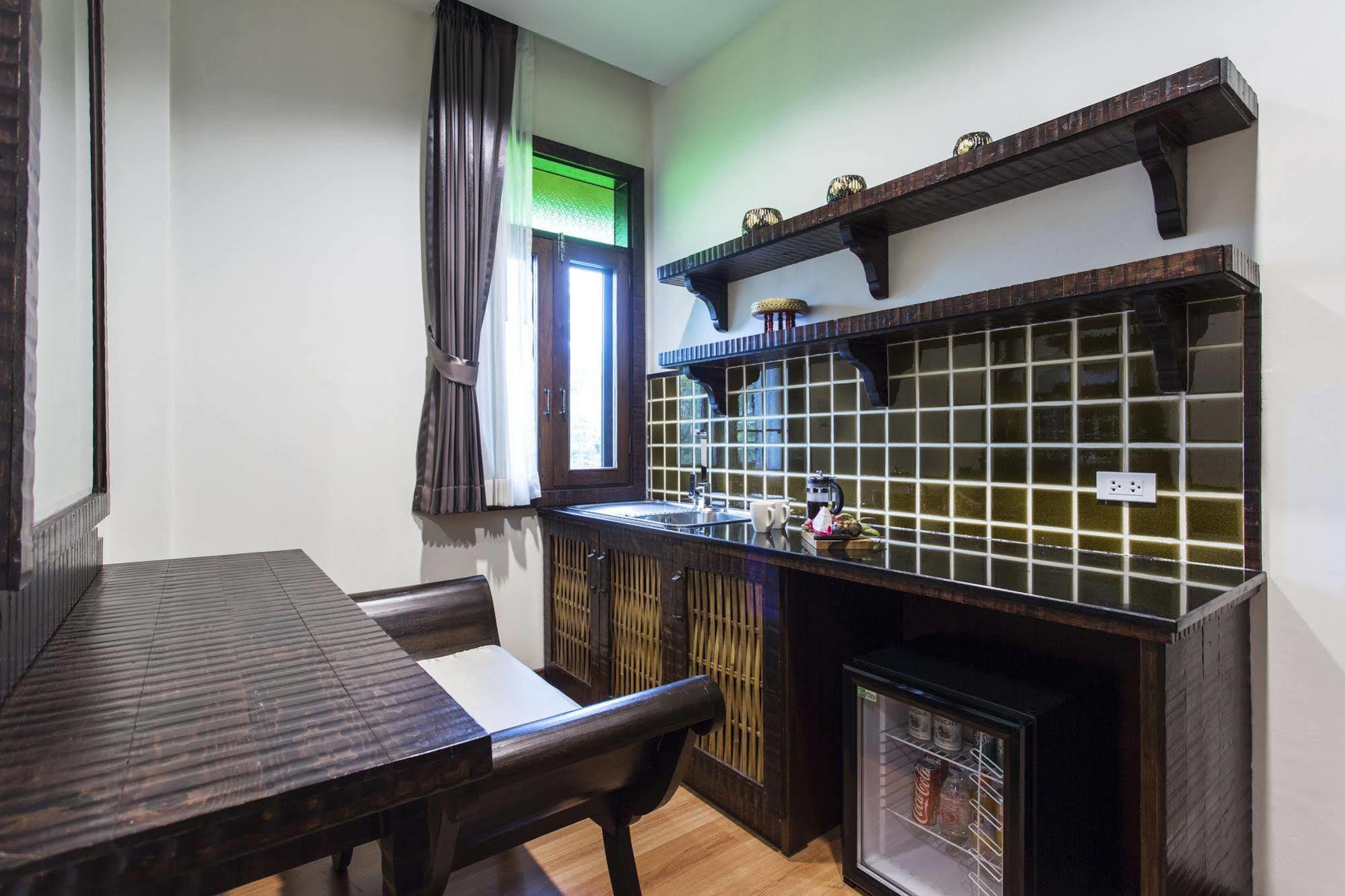 Away Hot Spring Hotel