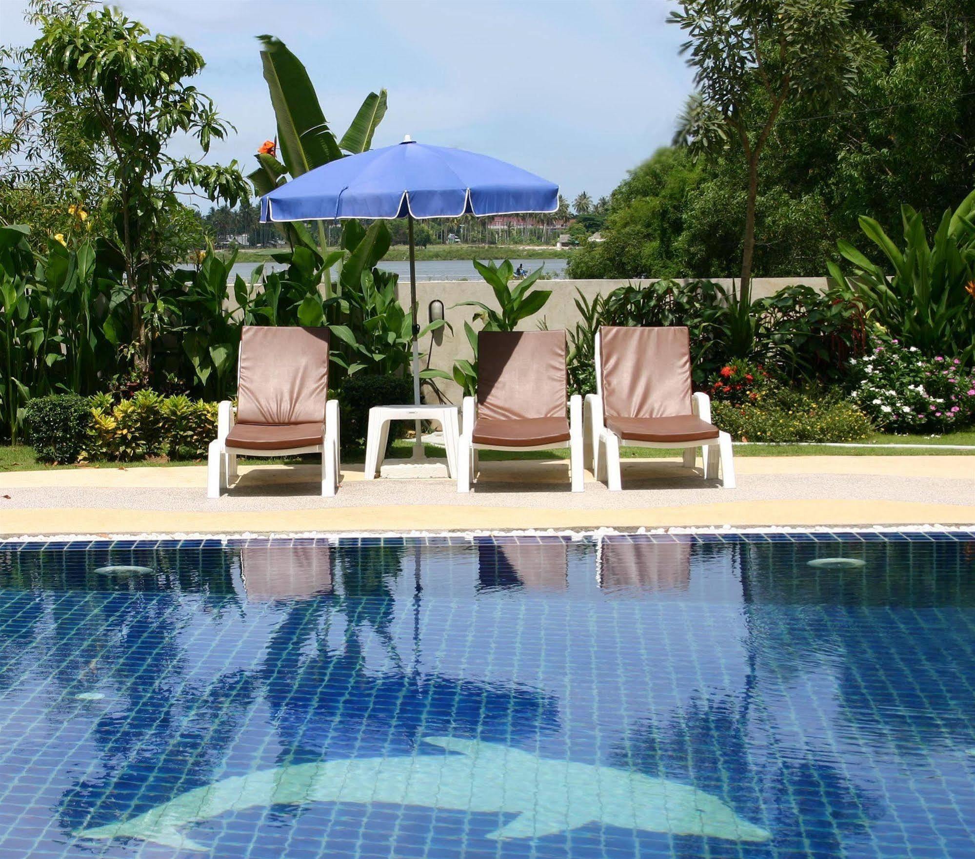 Chaweng Lakeview Condotel 3*