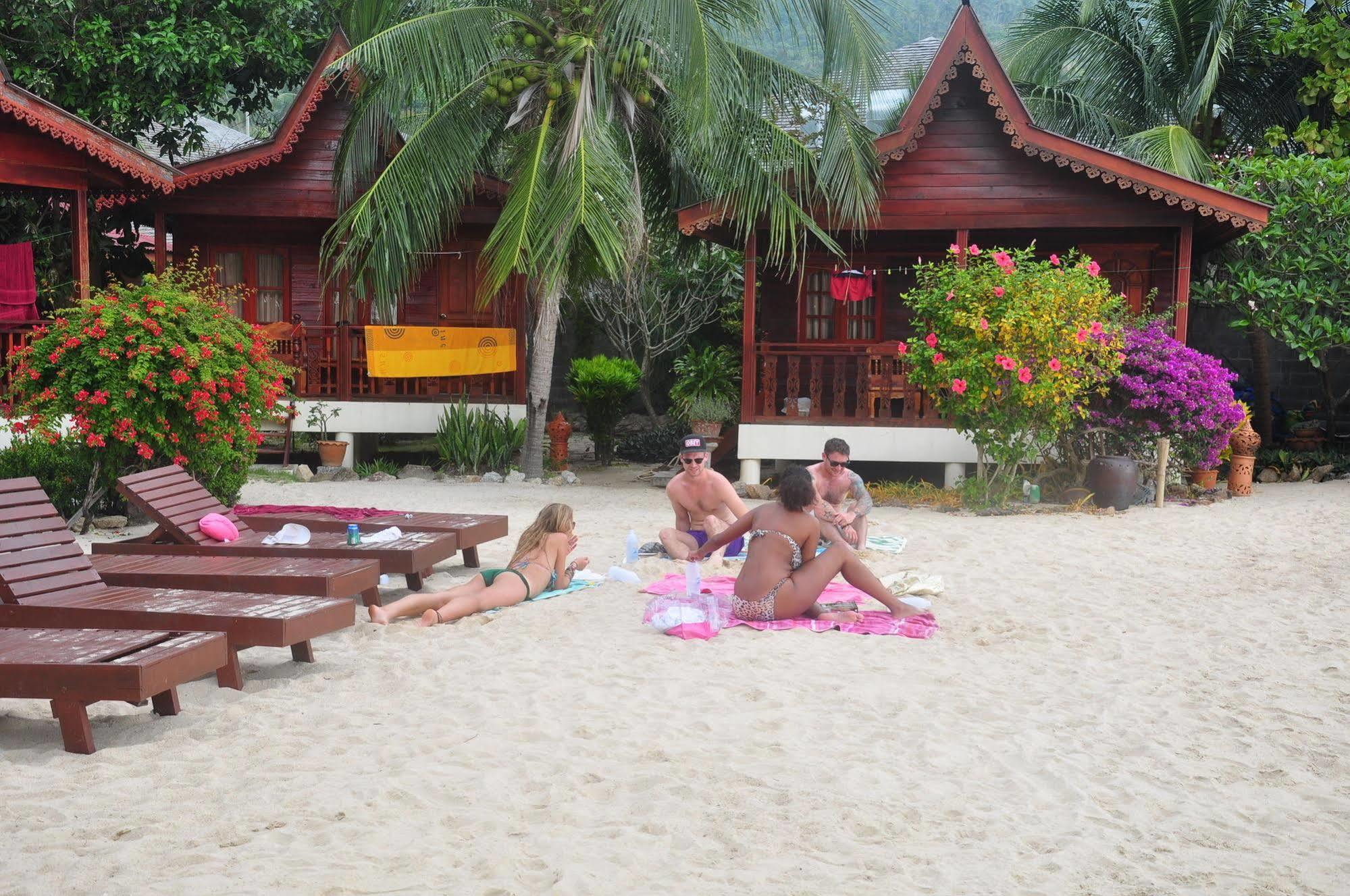 Phangan Rainbow Resort