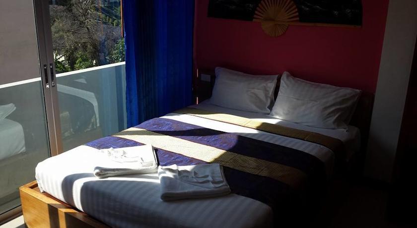 Economy hotel Dreams &