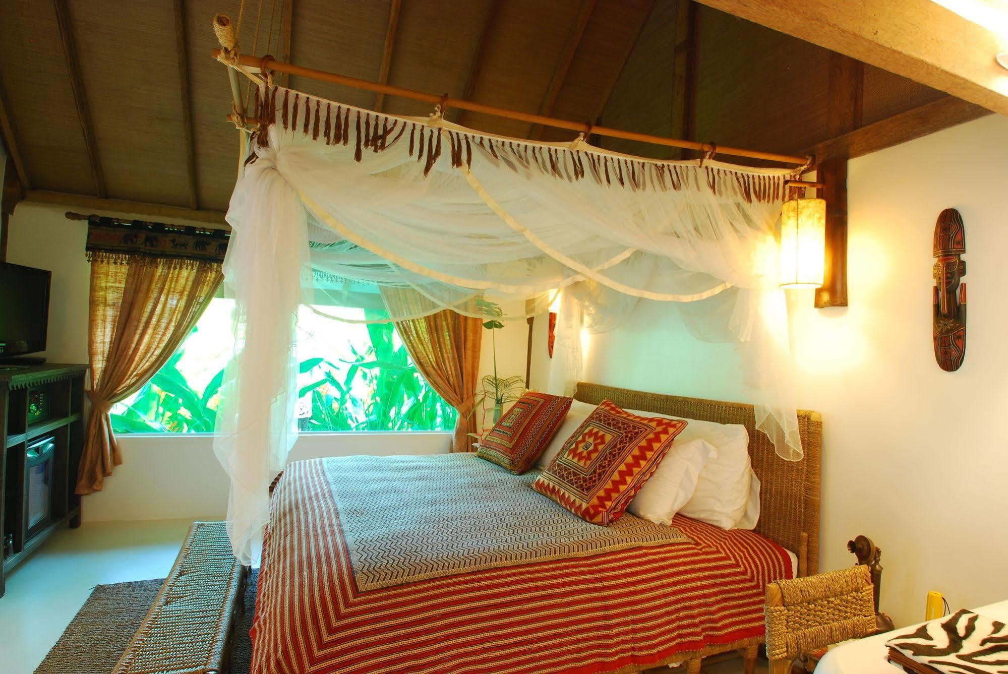Island Resort 5*