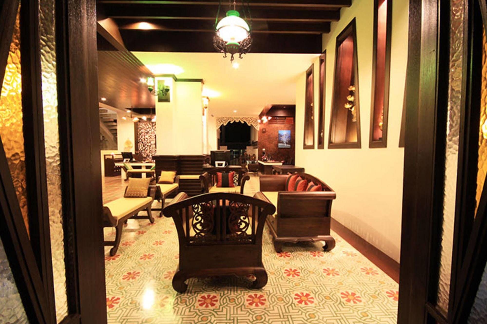 Dee Andaman Hotel