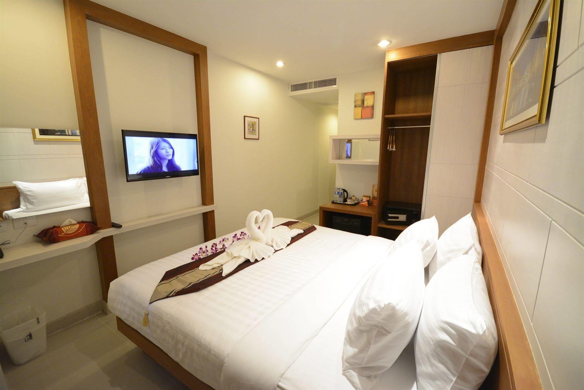 The Patong Center Hotel 3*