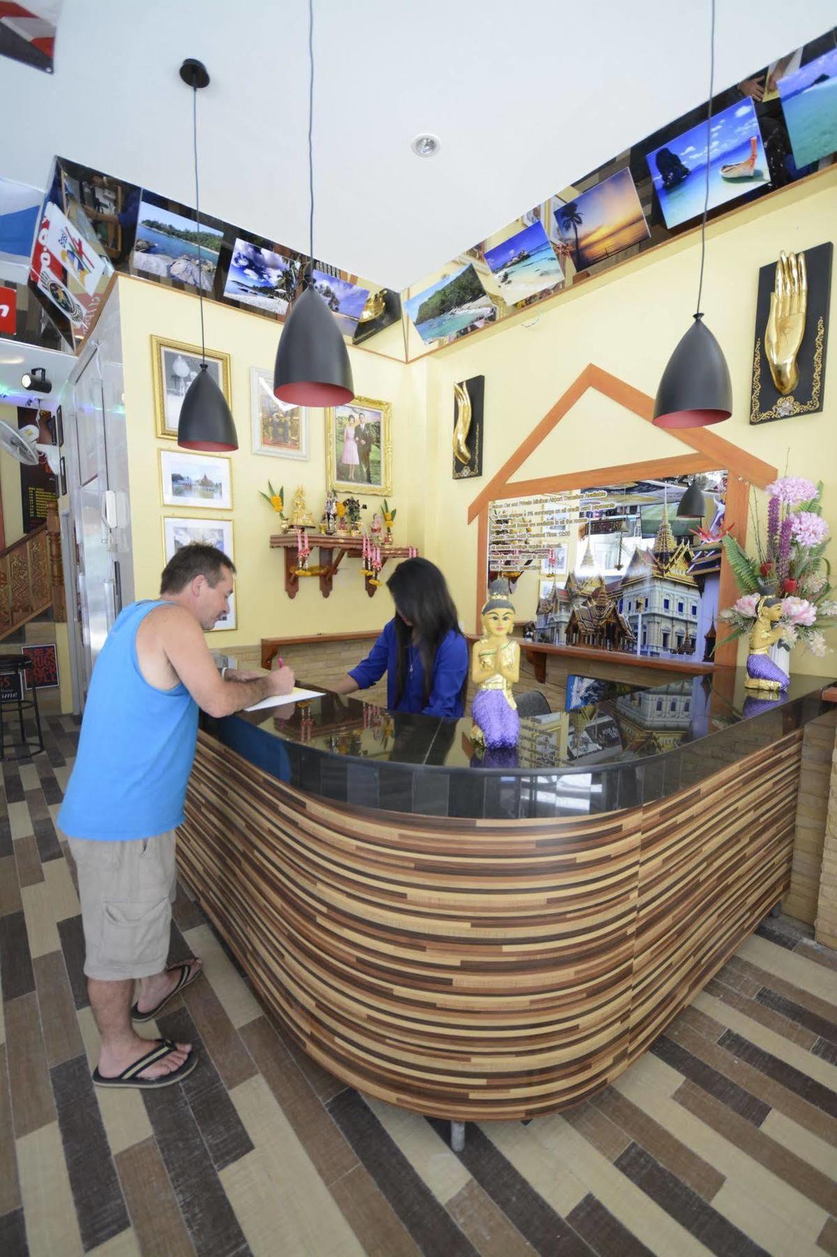 Hotel The Patong Center 3*