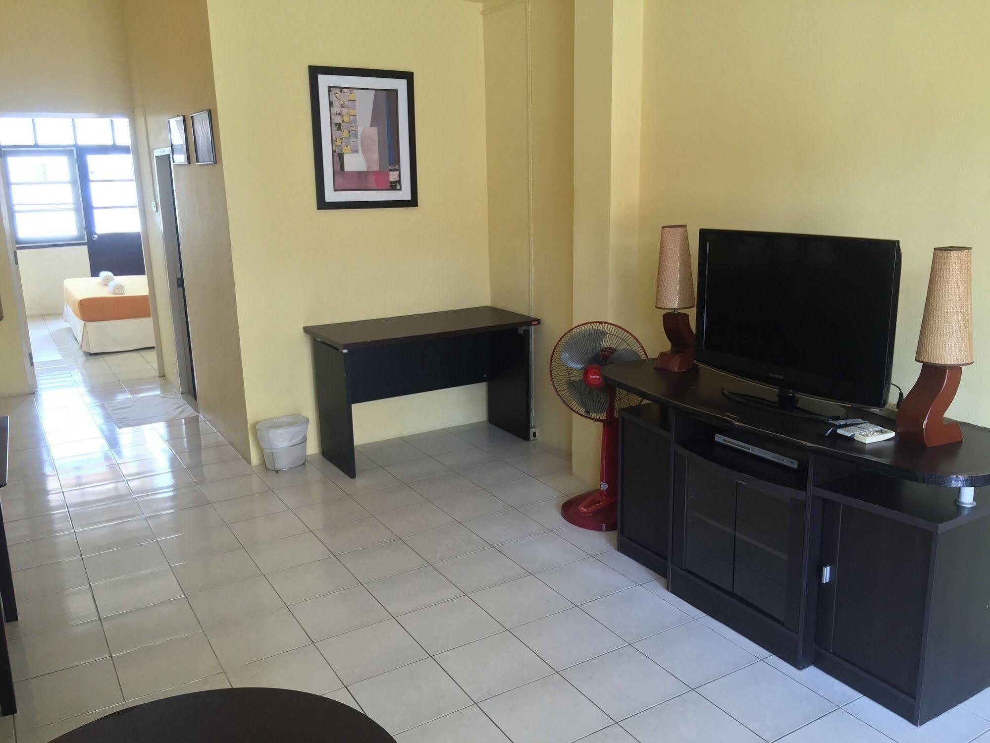 Nin Karon Phuket