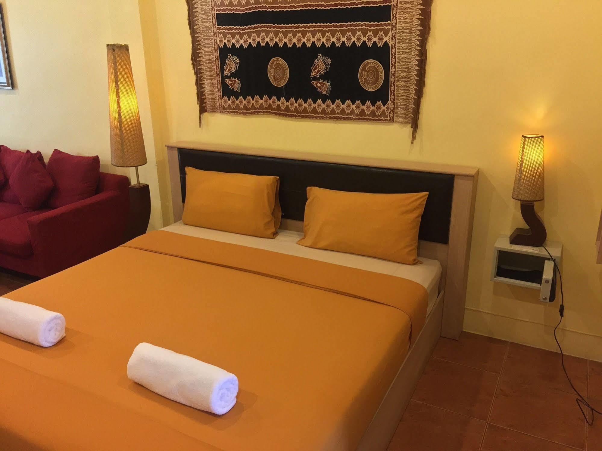 Nin Karon Phuket