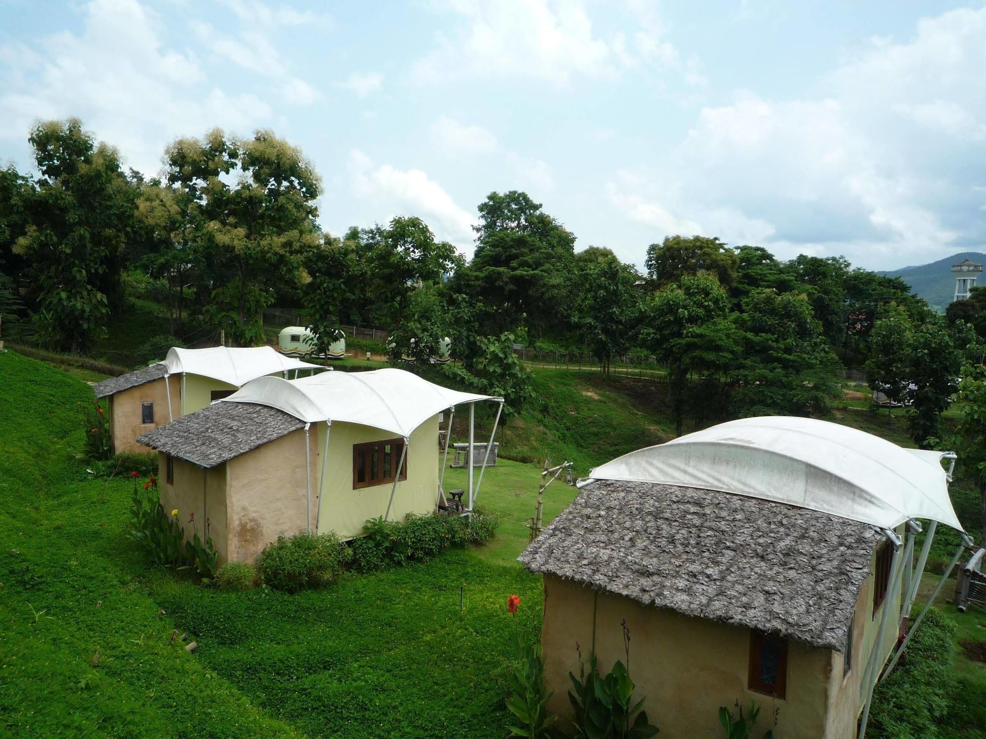 Mari Holiday park 3*