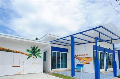 Hotel Paragon Hometel Surat Thani