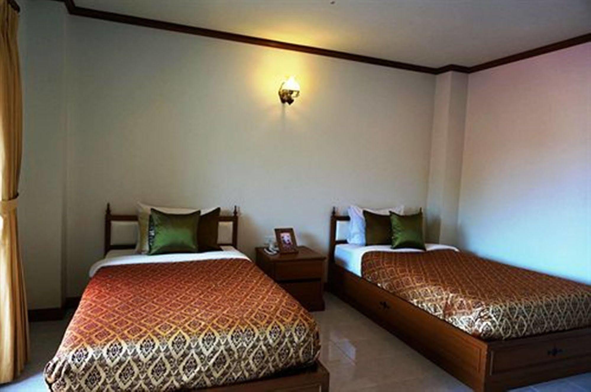 White - Sha Certified Hotel