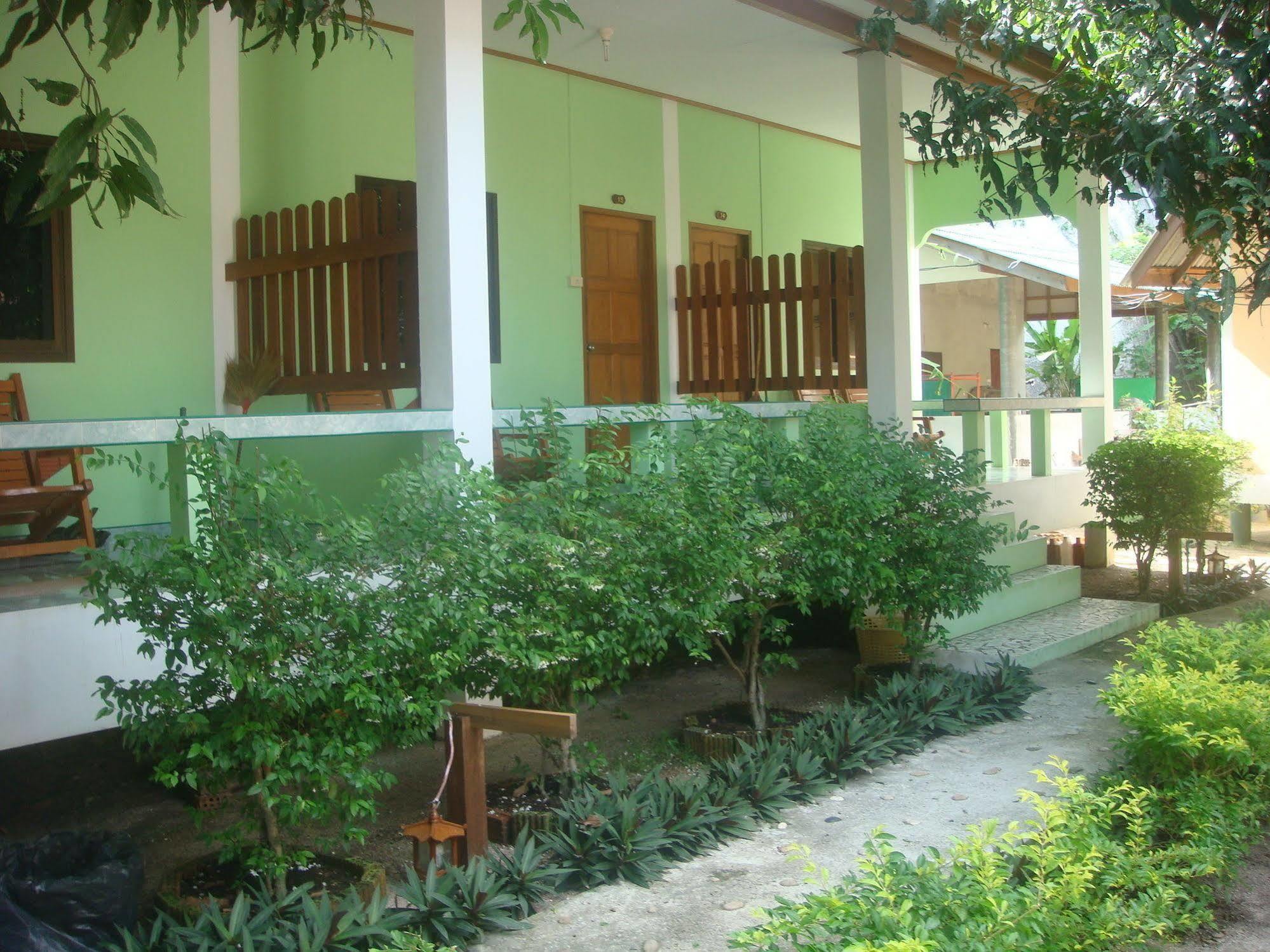 Hotel Sandee
