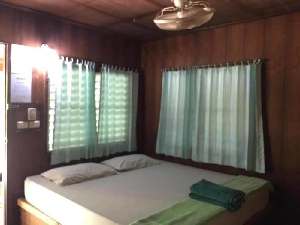 Hotel Sandee 2*