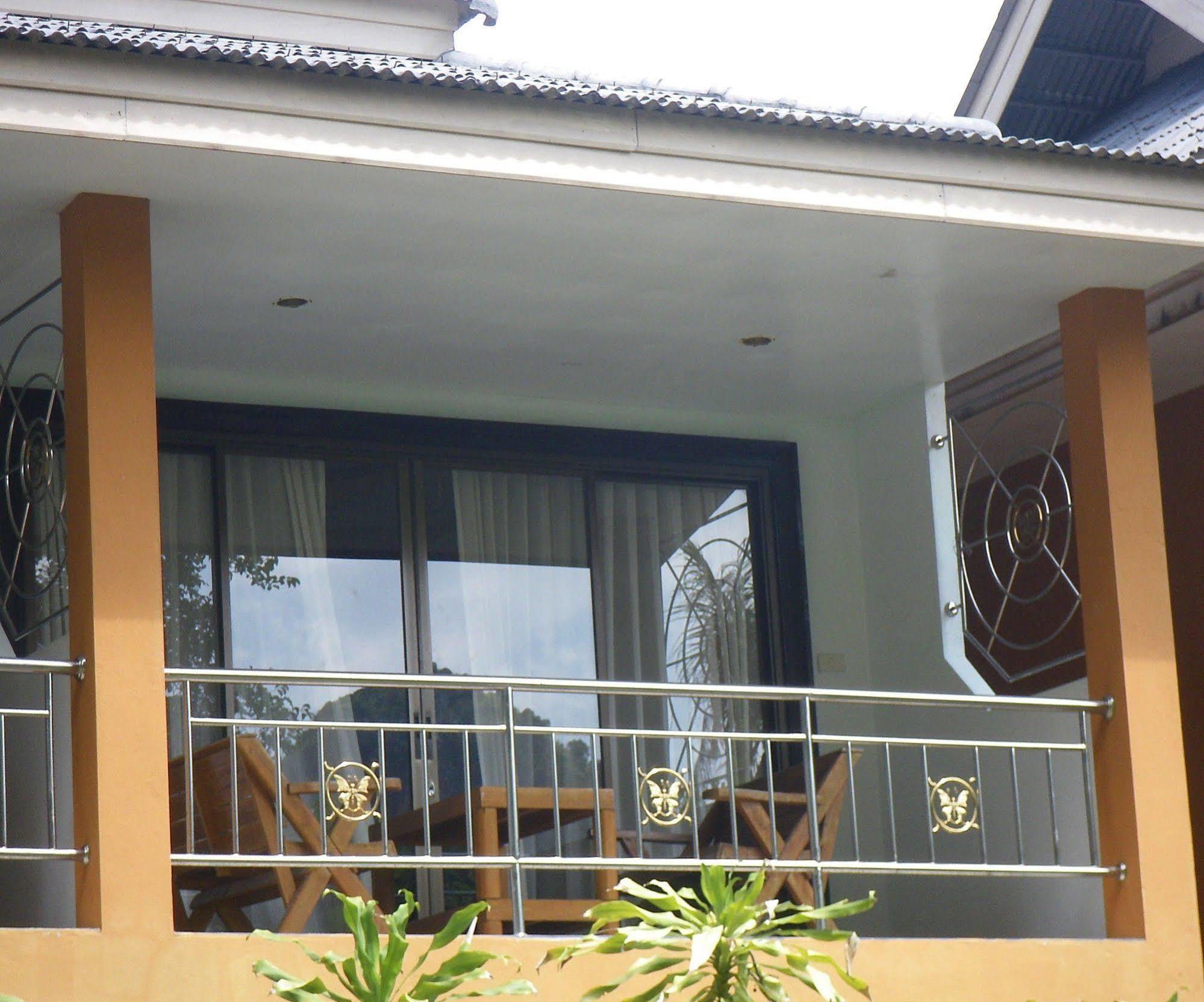 Hilltop Resort