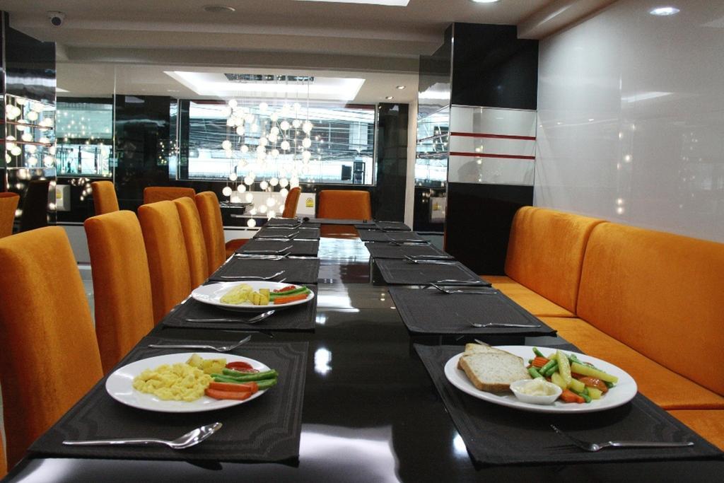 Le Touche Hotel Bangkok