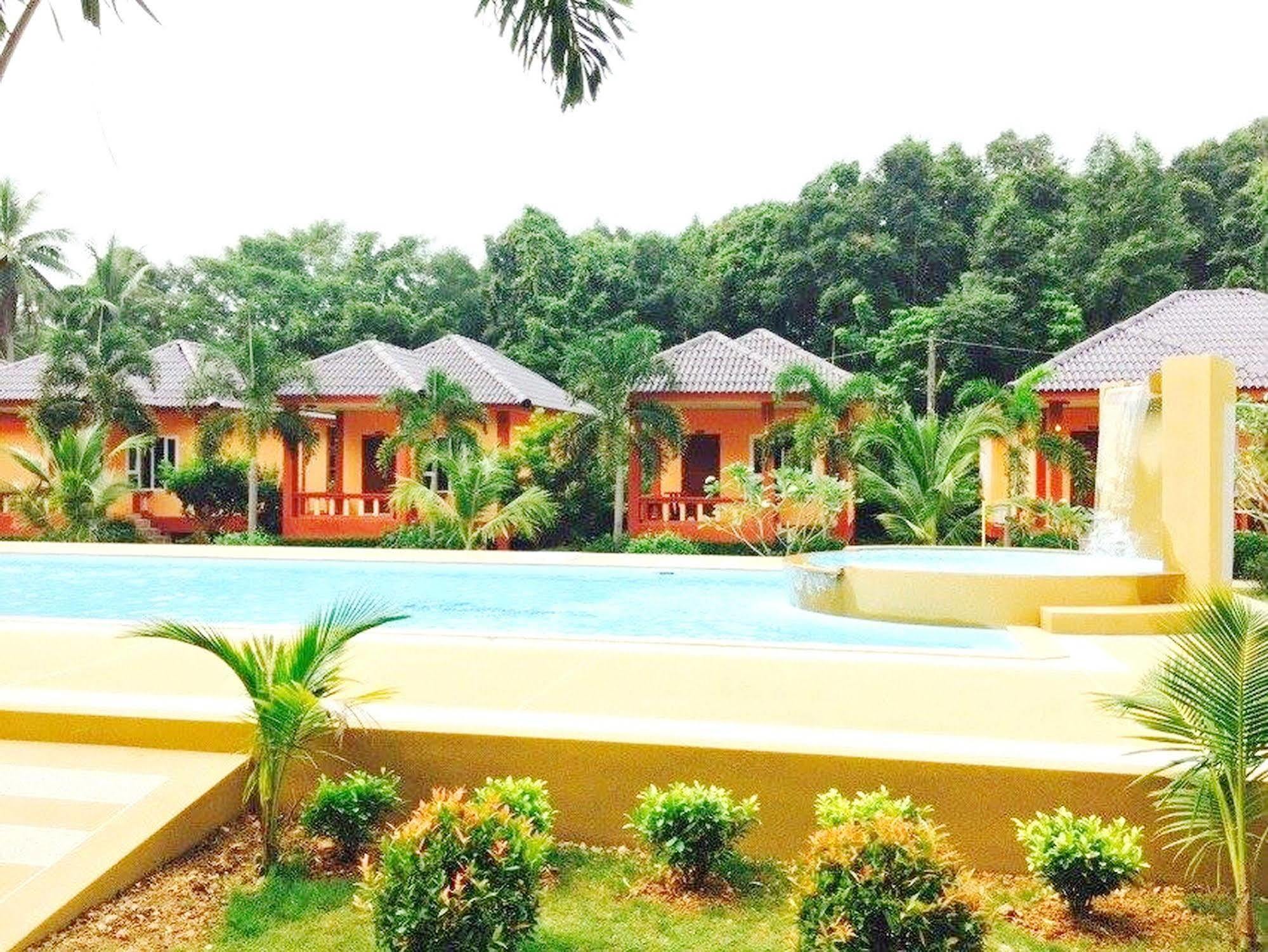 Peaceful , Long - Koh Lanta