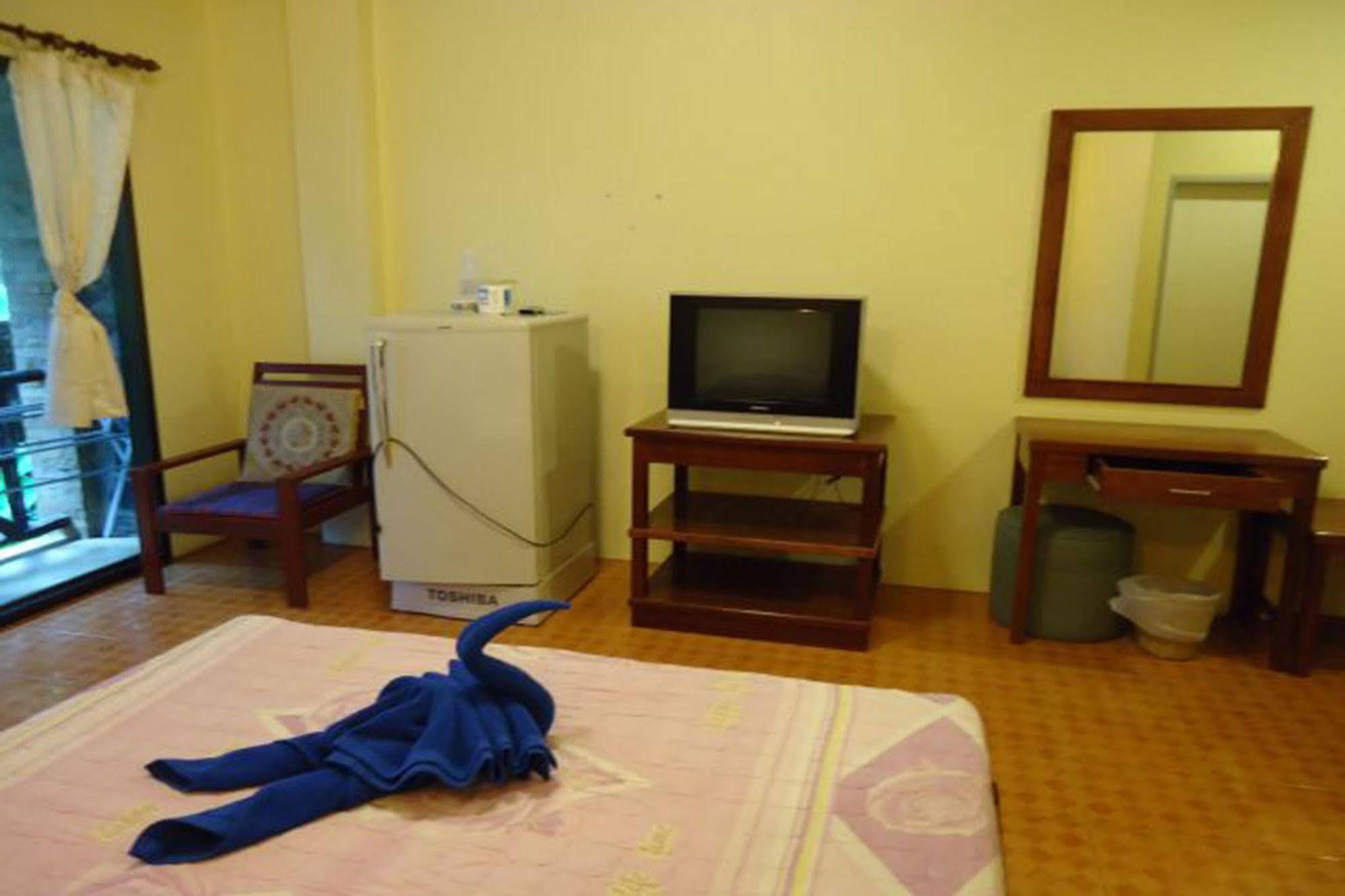 Hostel Hut Koh Chang
