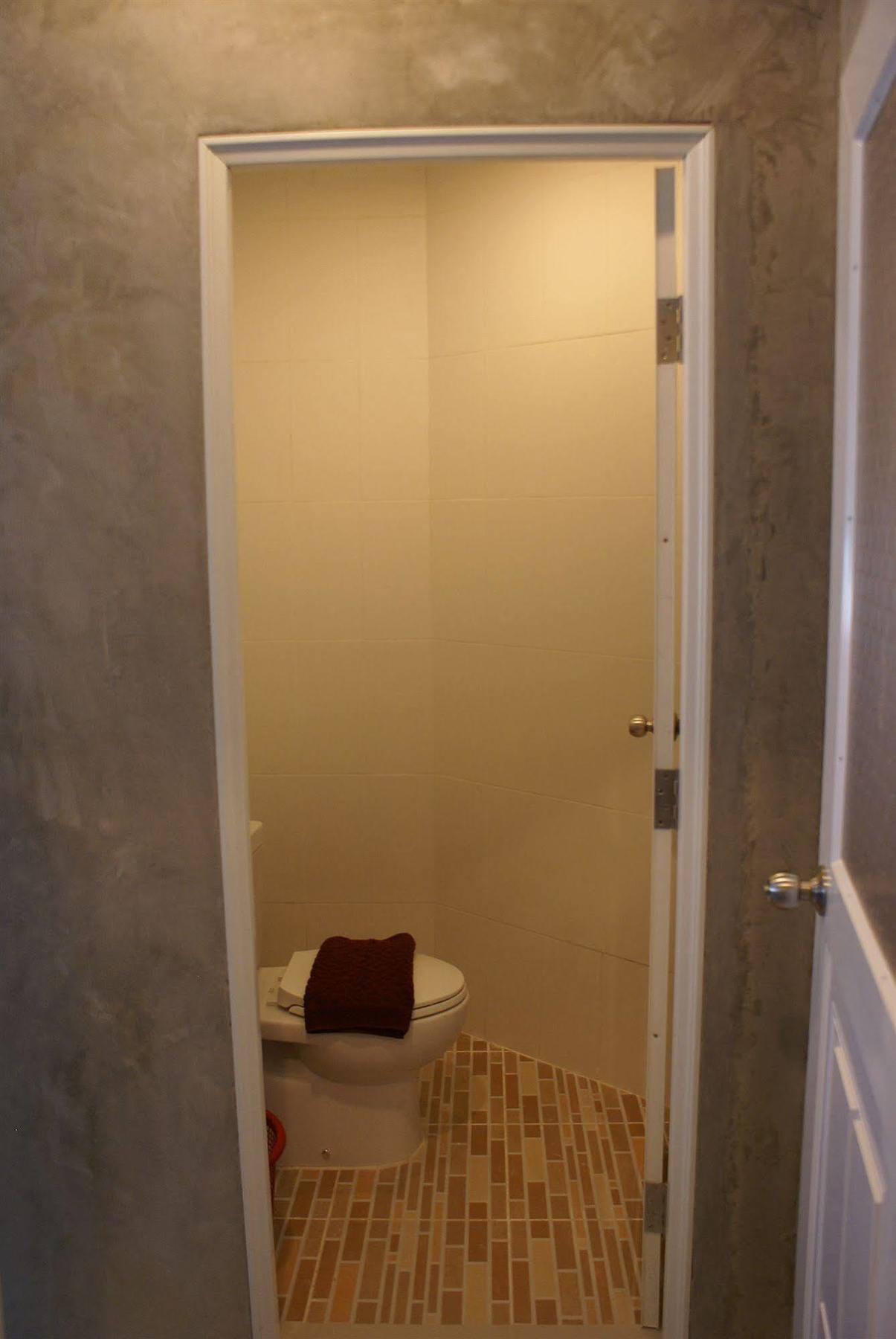 Ban'S Avenue Guesthouse 3*