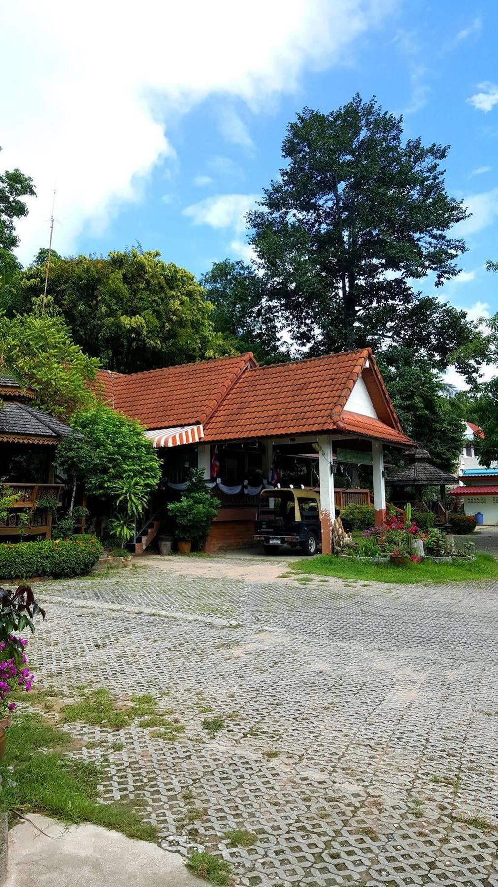 Resort Baan Suan Sook 3*