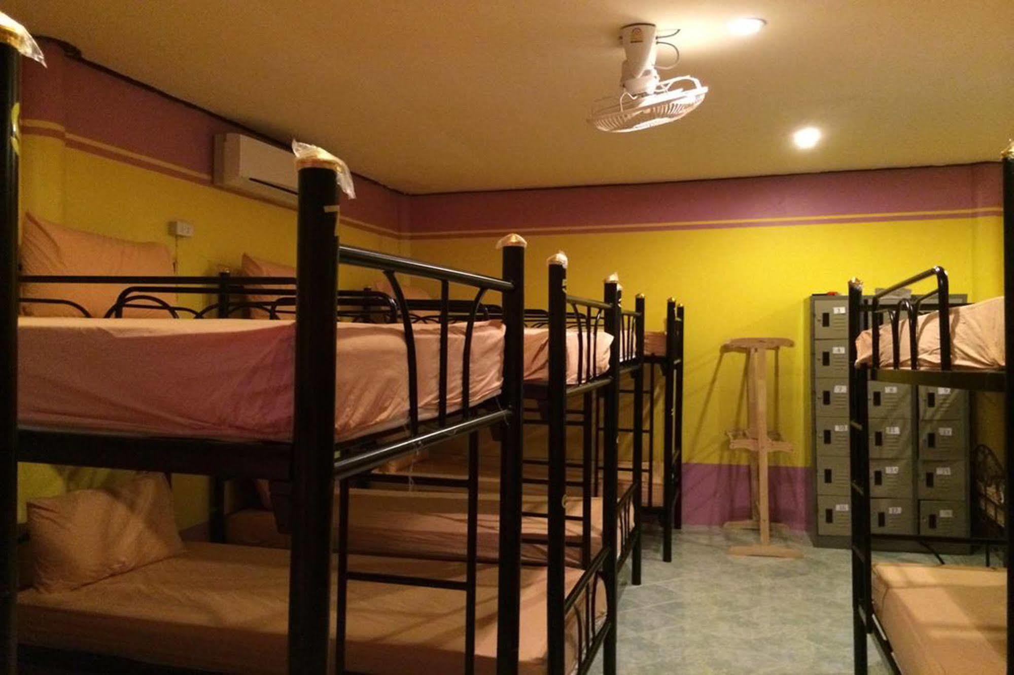 Jenny Hostel *