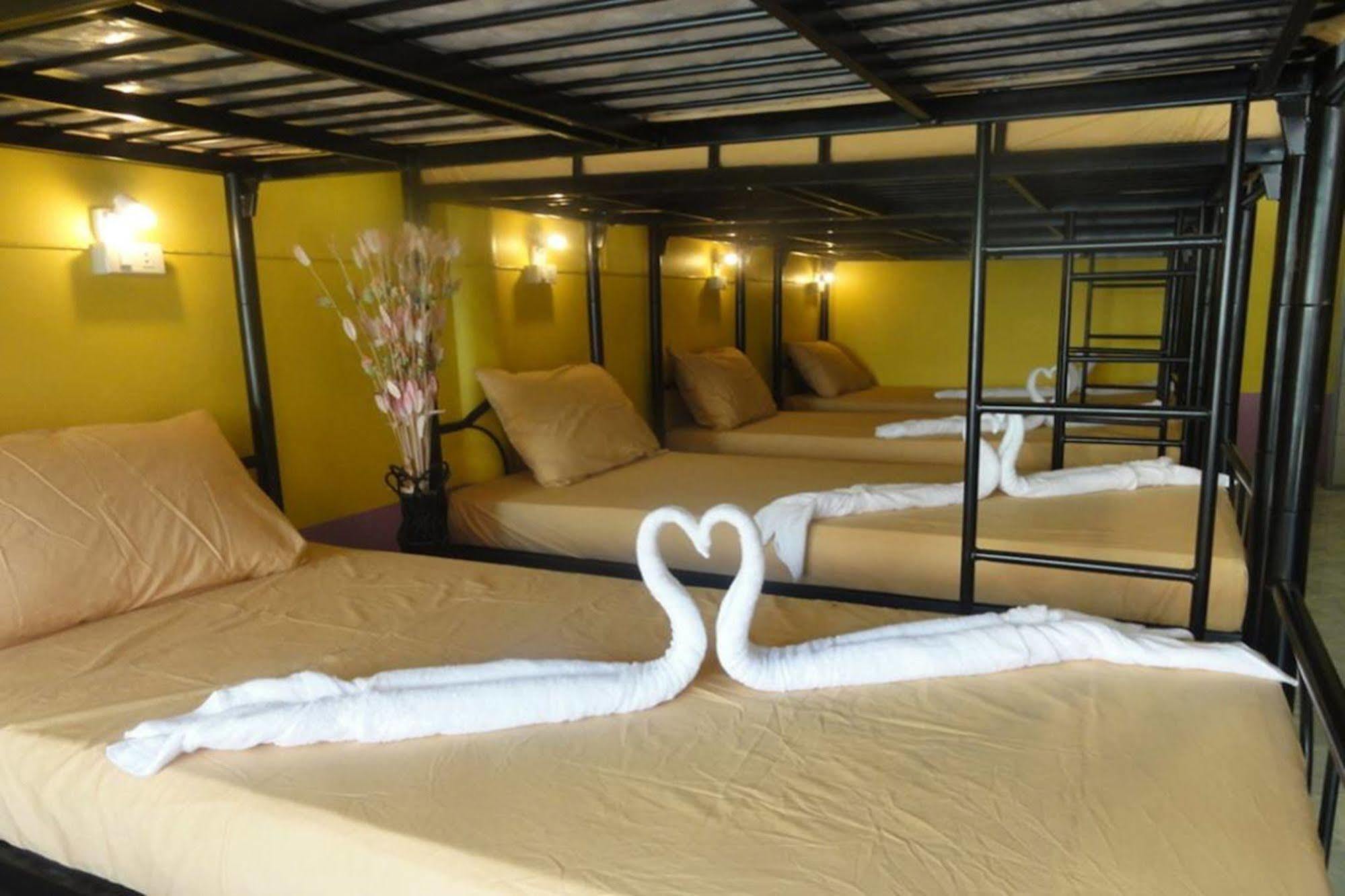 Jenny Hostel *