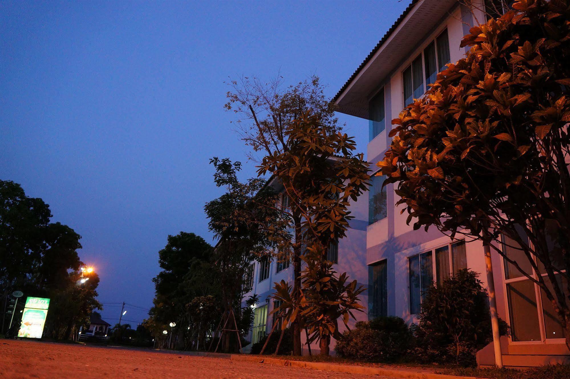 Chunapa & 3* Chiang Mai
