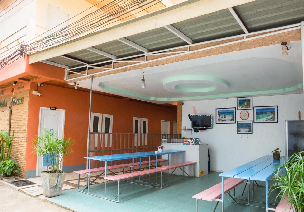 Hostel Amonrada House Koh Tao