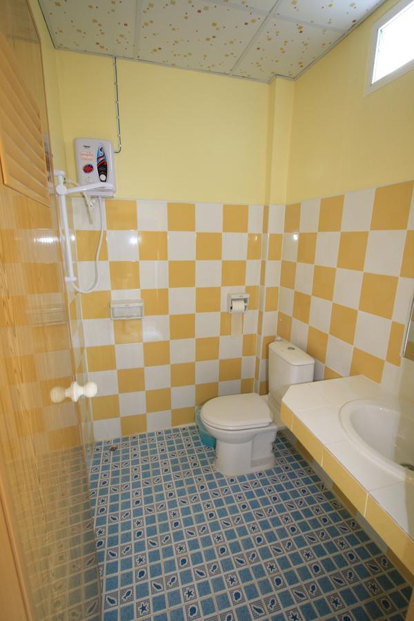 Amonrada House *