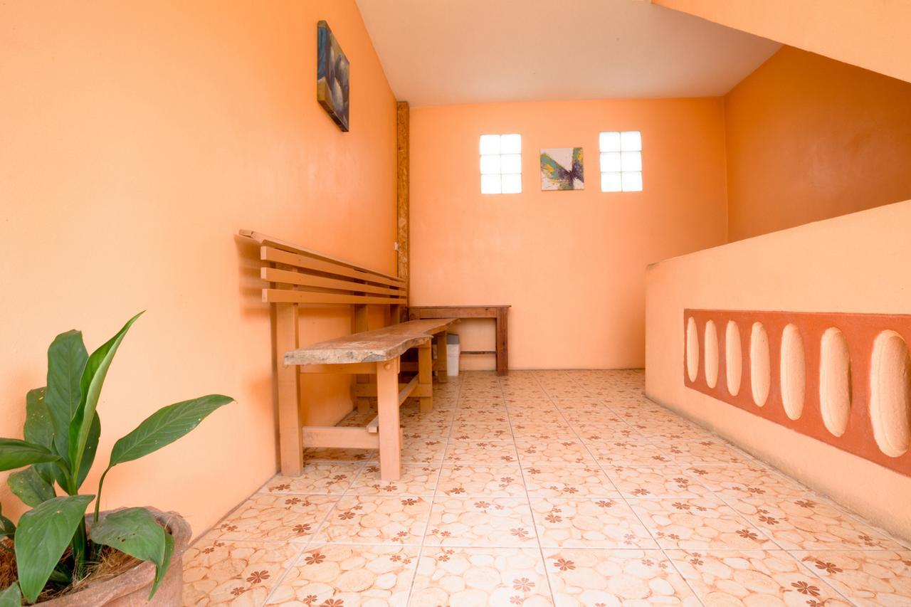 Amonrada House *