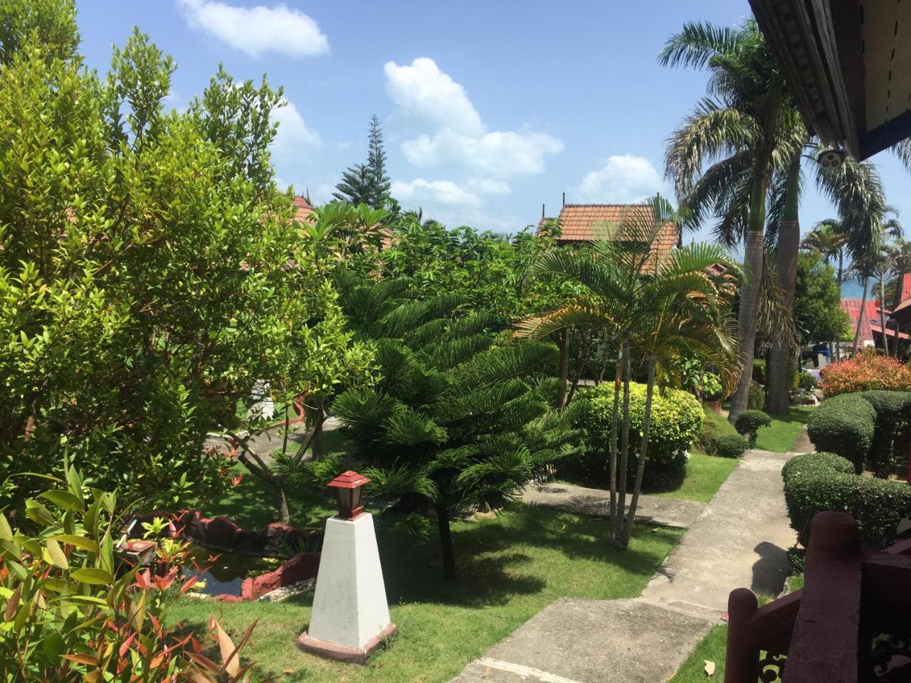 Starlight Haadrin Resort