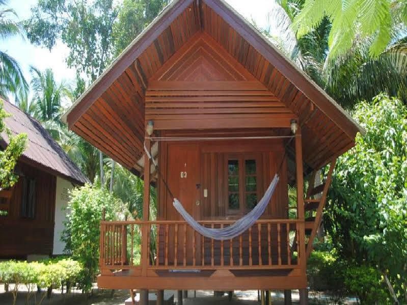 Ban Tai Resort 2*