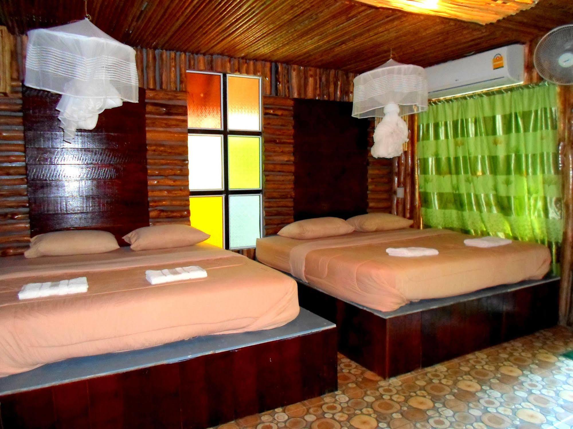 Resort Khao Sok Tree House 4*