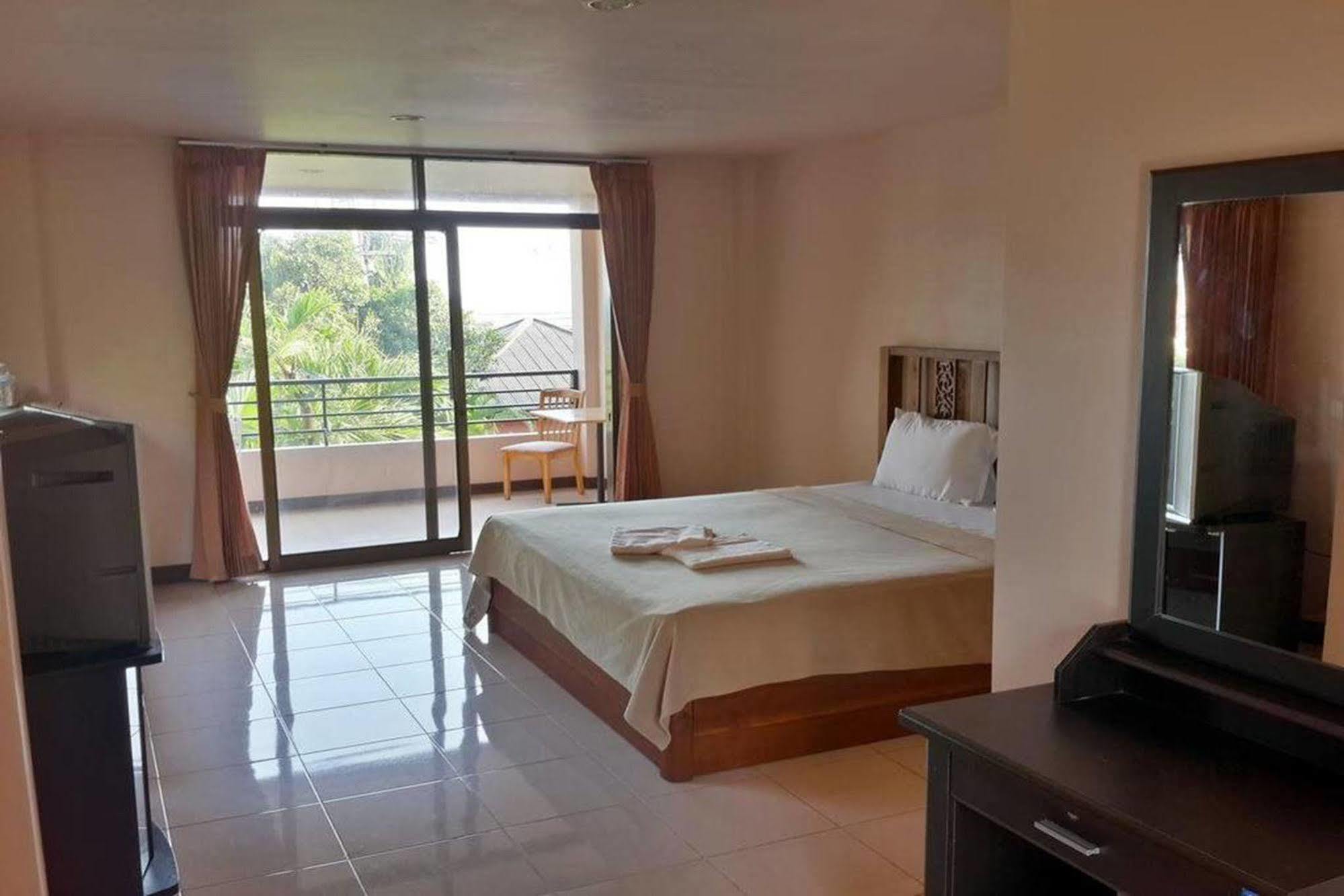 Resort Yousabuy Samui 2*