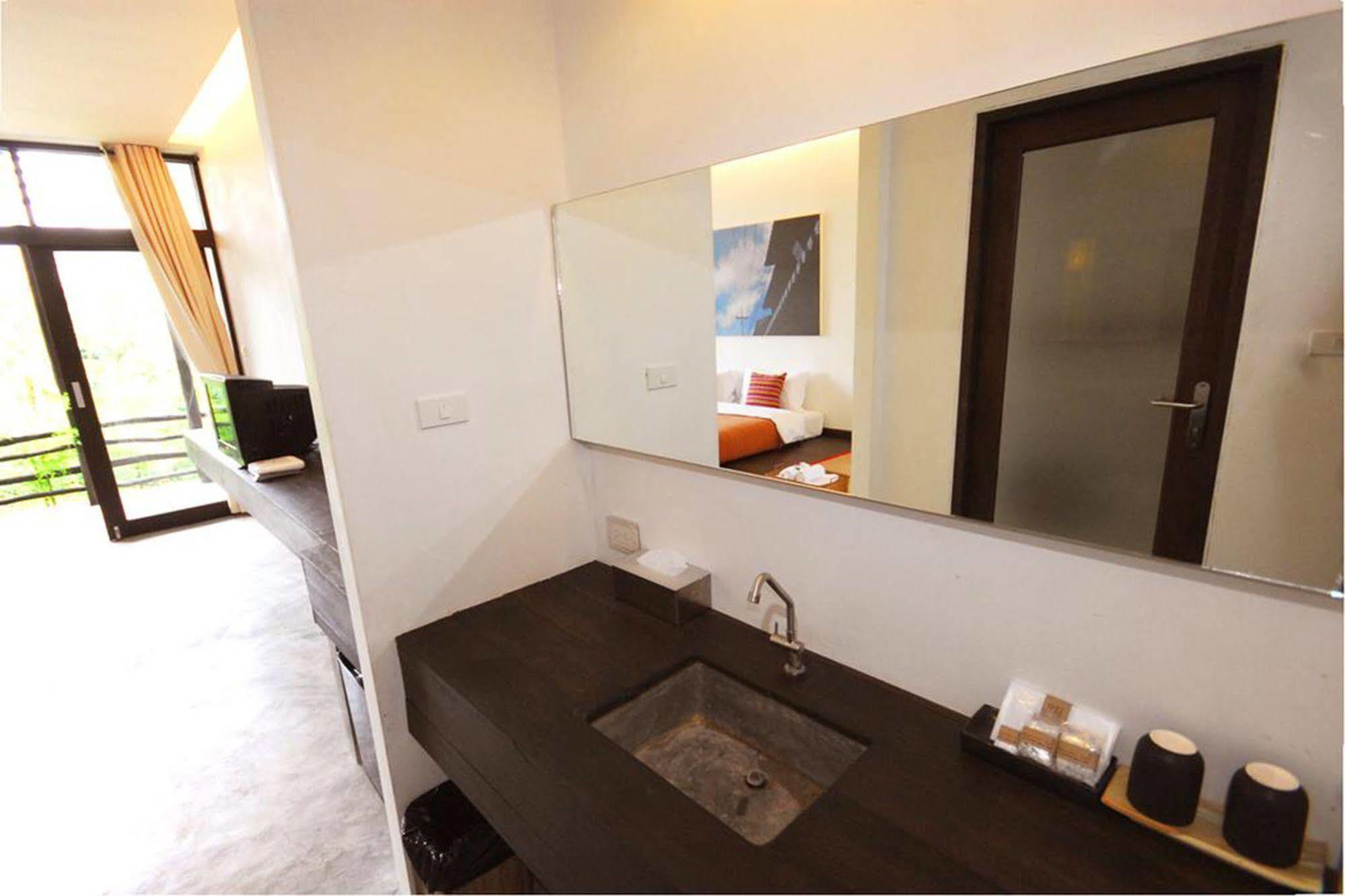 The Sundays Sanctuary & Resort 3*