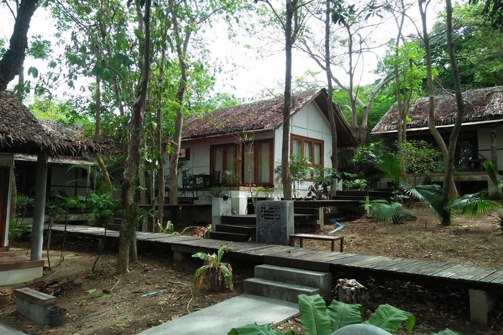 The Sundays Sanctuary & 3*