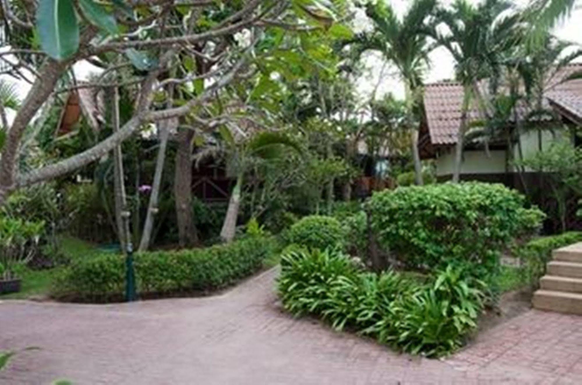 Pinnacle Samui Sha Resort 3*