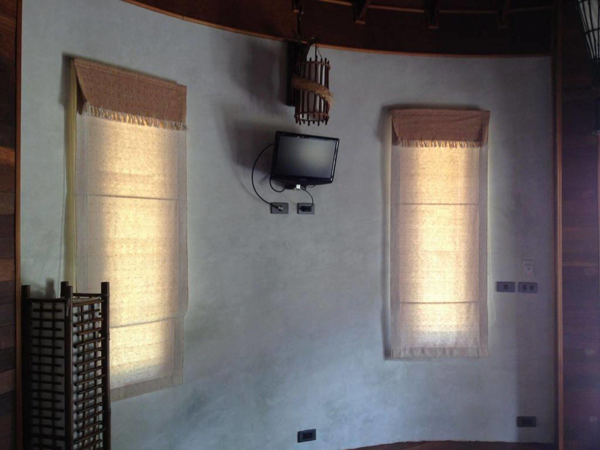 Malibu Hotel