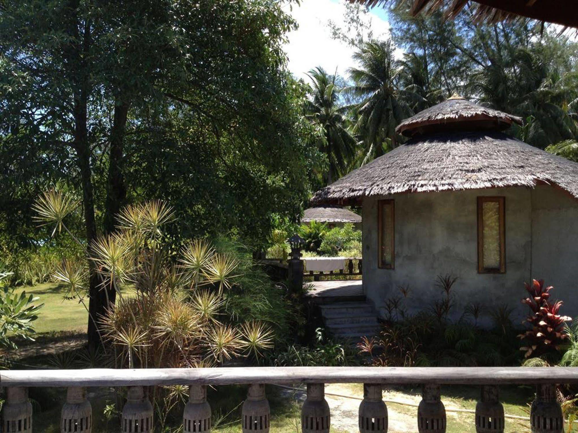 Malibu Hotel 3*