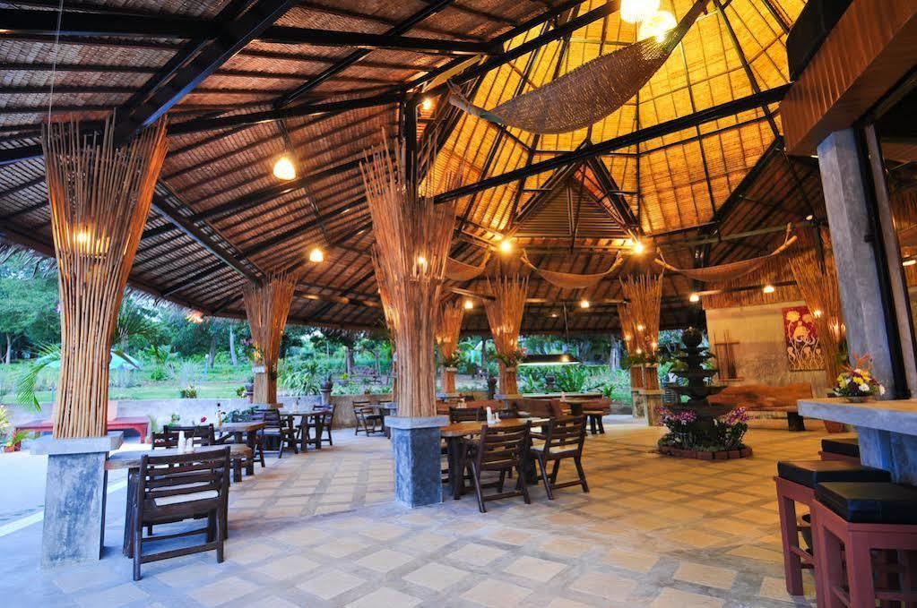 Samui Honey Choeng Mon