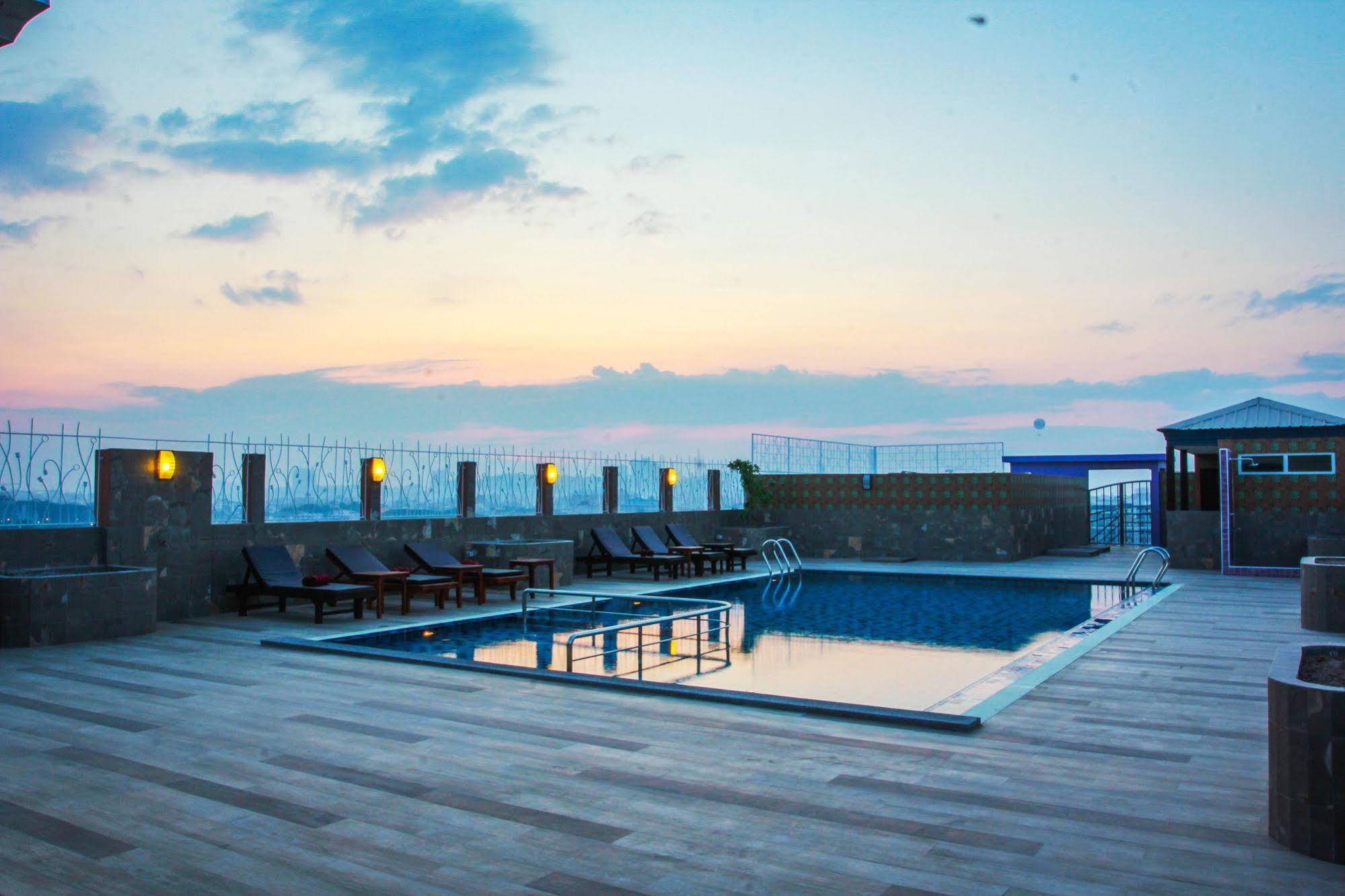 Hotel The Win Pattaya