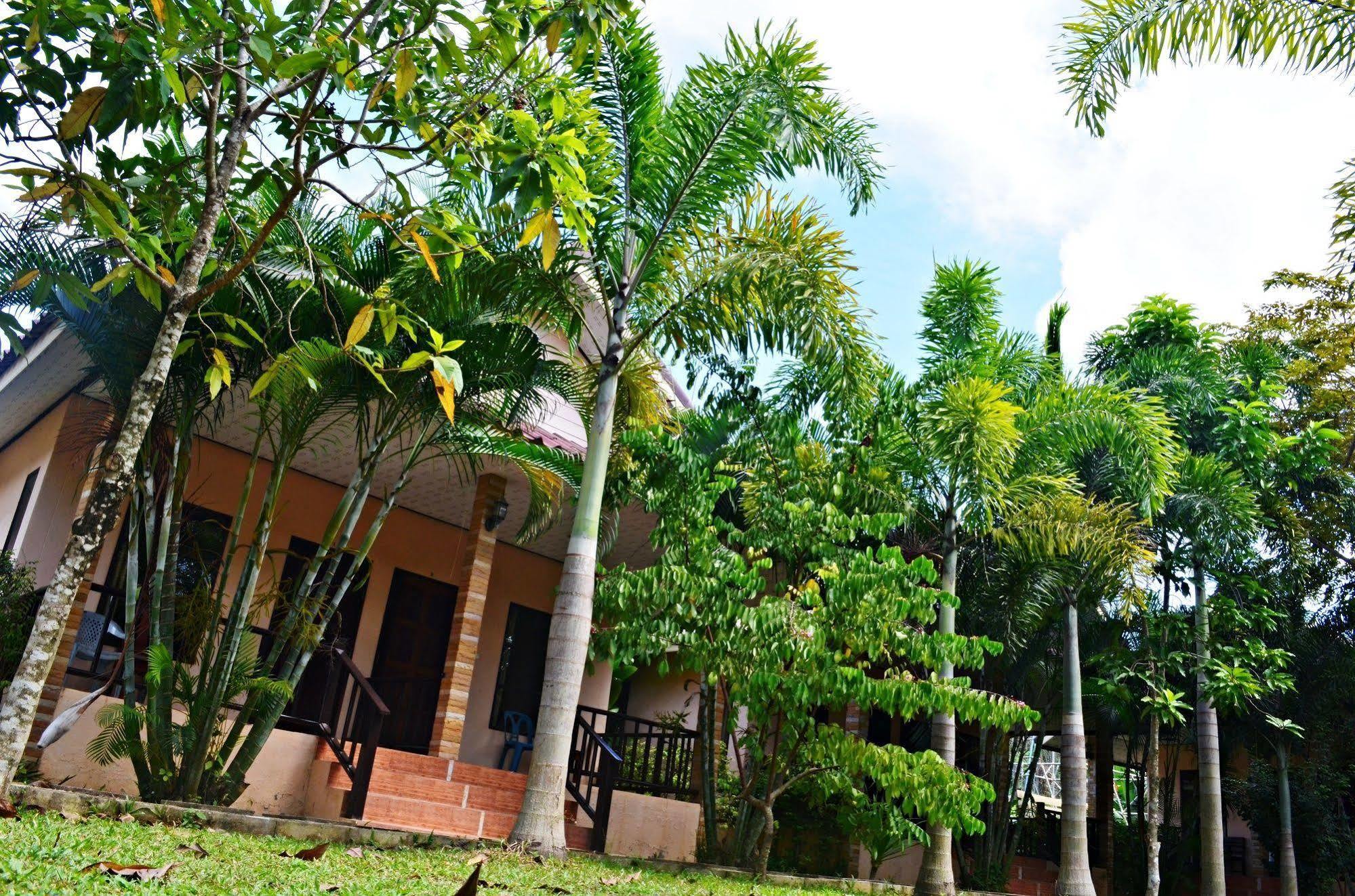 Naraya Guest house 2*