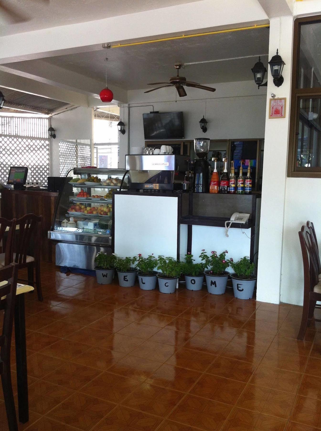 Simple Life Talay & Divers Koh Tao