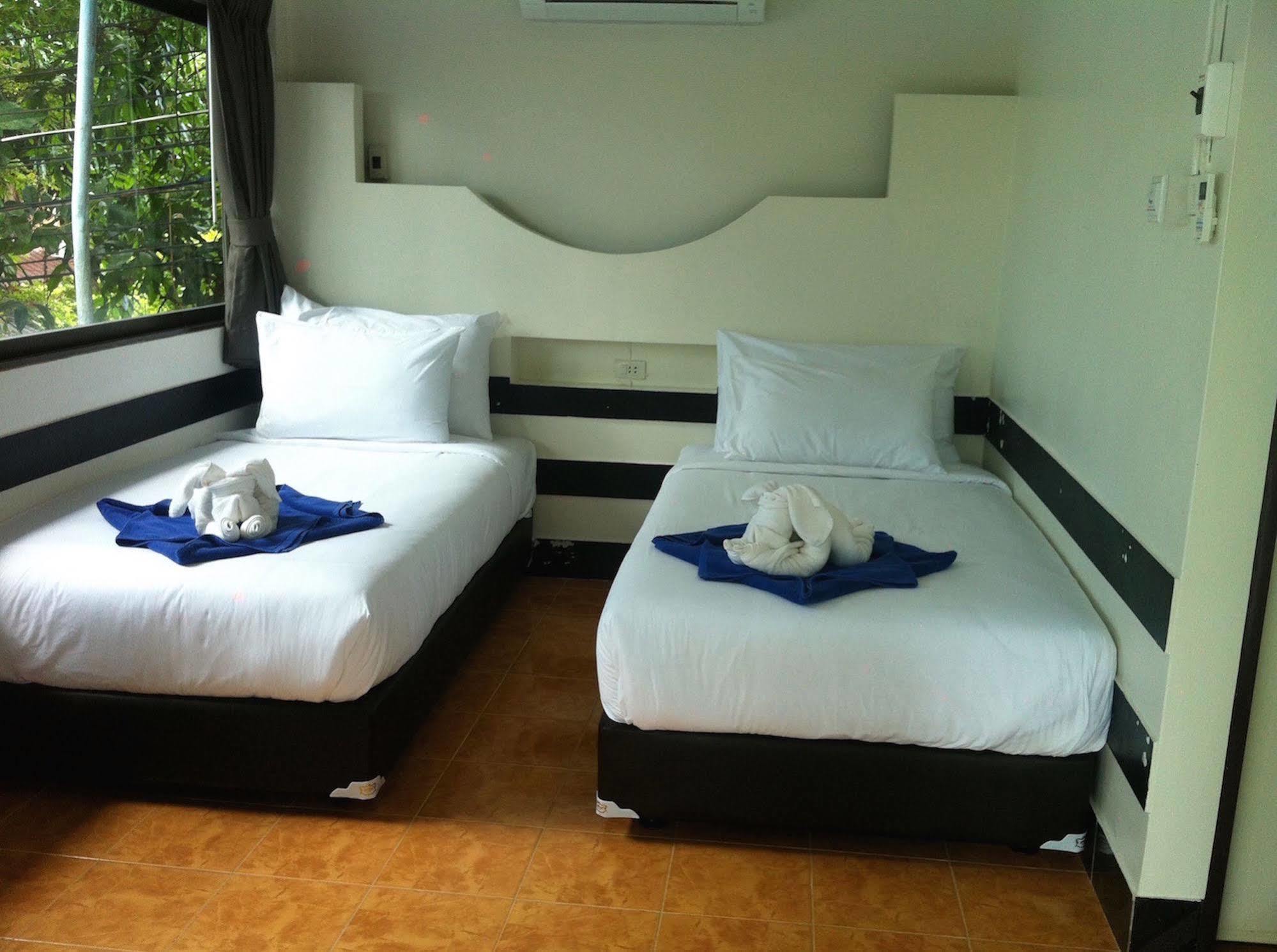 Simple Life Talay & Divers Resort Koh Tao