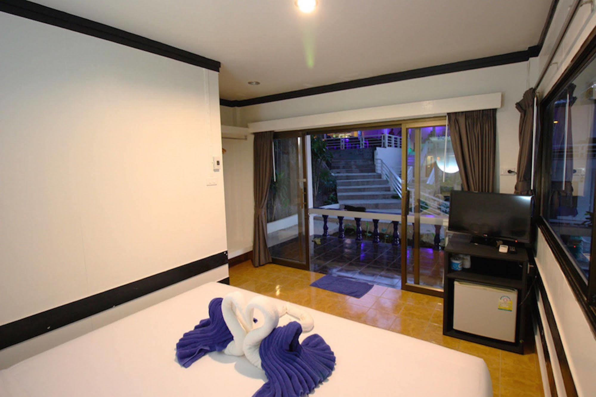 Resort Simple Life Talay & Divers Koh Tao